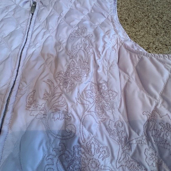 Eddie Bauer Premium Goose Down Vest - Picture 5 of 7